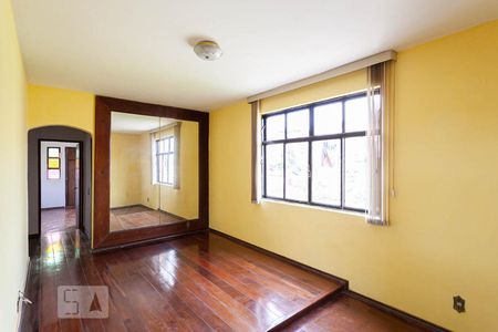 Sala de apartamento à venda com 3 quartos, 120m² em Santa Efigênia, Belo Horizonte