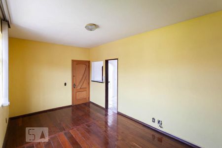 Sala de apartamento à venda com 3 quartos, 120m² em Santa Efigênia, Belo Horizonte