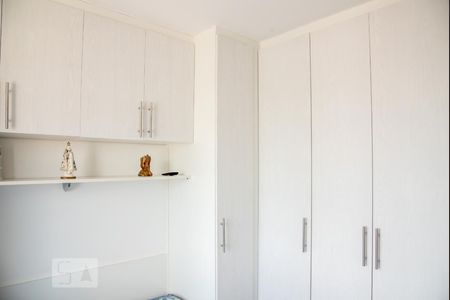 Quarto 1 de apartamento para alugar com 2 quartos, 40m² em Vila Silvia, São Paulo