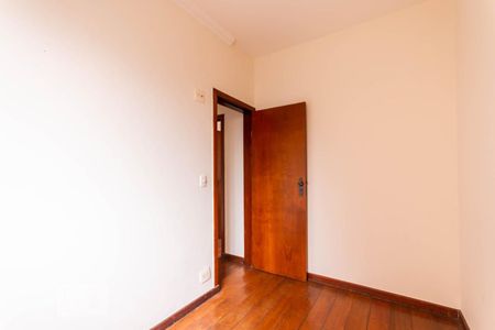 Quarto 2 de apartamento para alugar com 2 quartos, 60m² em Vila Cloris, Belo Horizonte