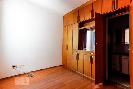 Quarto 1 Suíte de apartamento para alugar com 3 quartos, 82m² em Vila Medeiros, São Paulo