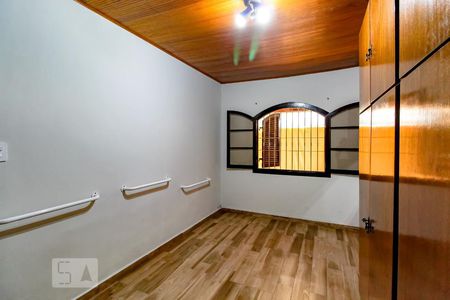 Quarto 1 de casa à venda com 3 quartos, 180m² em Cidade Maia, Guarulhos