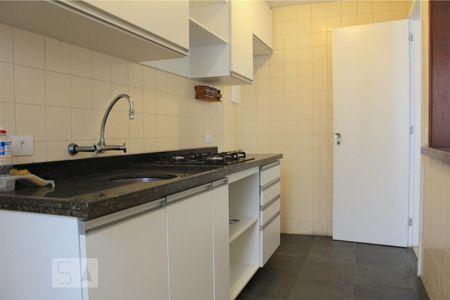 Cozinha de apartamento para alugar com 1 quarto, 54m² em Barra da Tijuca, Rio de Janeiro