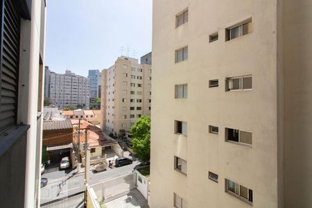 Vista Sala de apartamento para alugar com 3 quartos, 73m² em Vila Olímpia, São Paulo