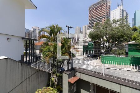 Vista da Sala de casa para alugar com 5 quartos, 340m² em Liberdade, São Paulo