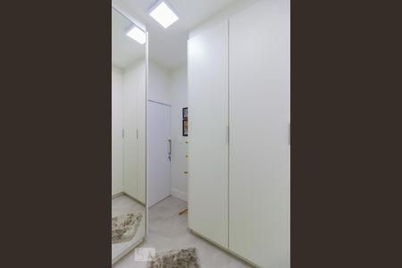 Suíte de casa para alugar com 2 quartos, 120m² em Chácara Santo Antônio, São Paulo