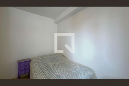 Quarto 1 de apartamento para alugar com 3 quartos, 69m² em Jardim Aeroporto, São Paulo