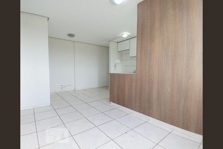 Sala de apartamento para alugar com 2 quartos, 45m² em Taguatinga Norte (taguatinga), Brasília