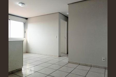 Sala de Estar  de apartamento para alugar com 2 quartos, 45m² em Taguatinga Norte (taguatinga), Brasília