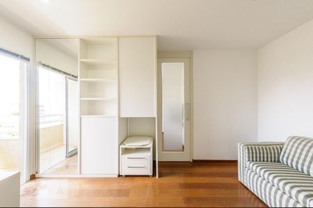 Sala de apartamento à venda com 1 quarto, 40m² em Cambuí, Campinas