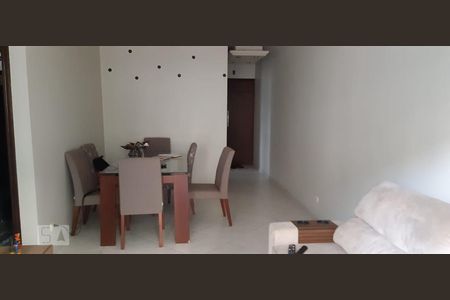 Apartamento à venda com 65m², 2 quartos e sem vagaSala