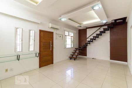 Sala de casa à venda com 3 quartos, 179m² em Higienópolis, Rio de Janeiro