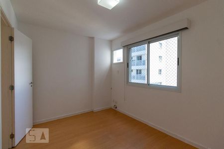 Quarto de apartamento para alugar com 2 quartos, 74m² em Botafogo, Rio de Janeiro