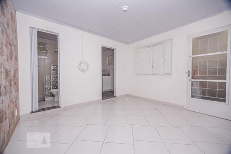 Sala de casa para alugar com 1 quarto, 56m² em Santa Rosa, Niterói