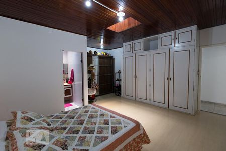 Suíte de casa à venda com 2 quartos, 175m² em Vila Regente Feijó, São Paulo
