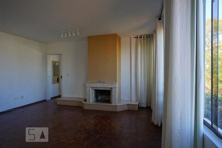 Sala de apartamento para alugar com 2 quartos, 117m² em Petrópolis, Porto Alegre