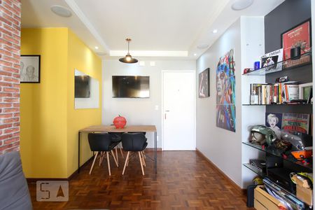Sala de apartamento à venda com 1 quarto, 45m² em Super Quadra Morumbi, São Paulo
