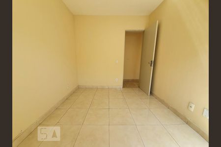 Quarto 1  de apartamento para alugar com 2 quartos, 62m² em Jacarepaguá, Rio de Janeiro