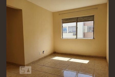 Sala de apartamento para alugar com 2 quartos, 62m² em Jacarepaguá, Rio de Janeiro