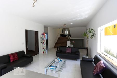 Sala de casa à venda com 6 quartos, 500m² em Jardim Vitoria Regia (zona Oeste), São Paulo
