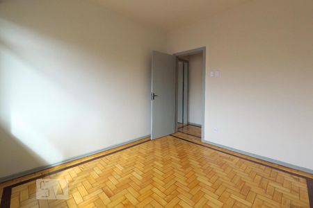 Quarto de apartamento para alugar com 2 quartos, 72m² em Passo da Areia, Porto Alegre