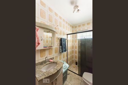 Banheiro de casa à venda com 3 quartos, 117m² em Vila Paraíso, Campinas