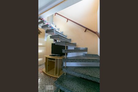 Escadas de casa à venda com 3 quartos, 138m² em Vila Matilde, São Paulo