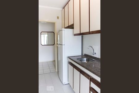 Apartamento para alugar com 2 quartos, 70m² em Carvoeira, Florianópolis
