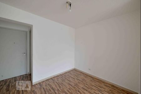 Sala de apartamento para alugar com 3 quartos, 65m² em Vila Firmiano Pinto, São Paulo