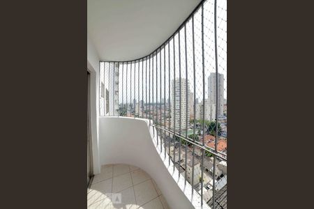 Apartamento para alugar com 3 quartos, 65m² em Vila Firmiano Pinto, São Paulo