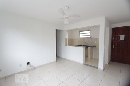 Sala de apartamento para alugar com 2 quartos, 87m² em Jacarepaguá, Rio de Janeiro