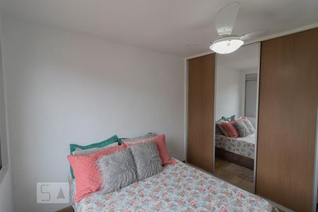 Dormitório 1 de apartamento à venda com 2 quartos, 65m² em Moinho Velho, São Paulo