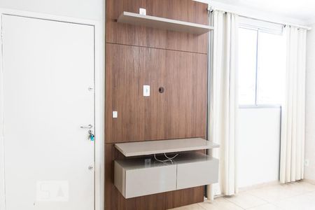 Sala de apartamento à venda com 2 quartos, 45m² em Itatiaia, Belo Horizonte