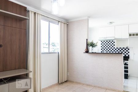 Sala de apartamento à venda com 2 quartos, 45m² em Itatiaia, Belo Horizonte