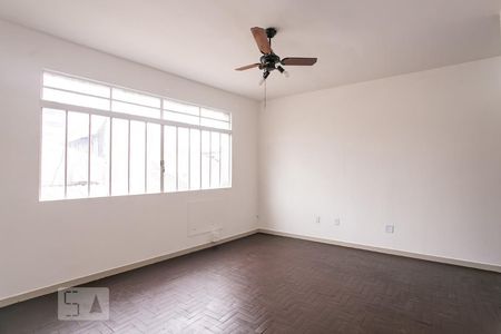 Sala/Quarto de kitnet/studio para alugar com 1 quarto, 35m² em Santana, Porto Alegre