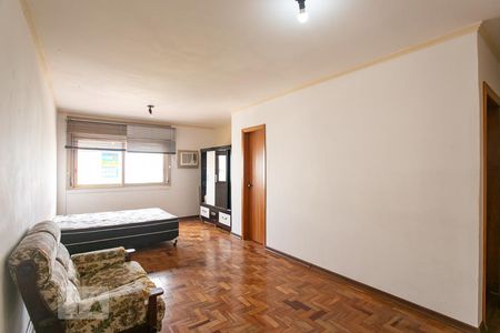 Sala/Quarto de kitnet/studio para alugar com 1 quarto, 40m² em Partenon, Porto Alegre