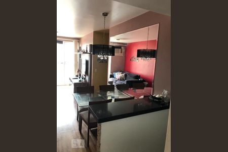 Visão da cozinha para a sala de apartamento à venda com 2 quartos, 70m² em Centro, Niterói