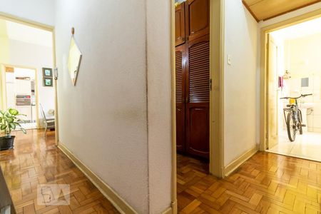 Apartamento para alugar com 95m², 2 quartos e sem vaga Apartamento para alugar com 95m², 2 quartos e sem vagaCorredor 1 e 2