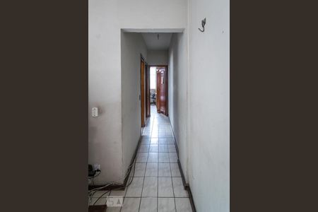 Corredor de apartamento para alugar com 2 quartos, 74m² em Olaria, Rio de Janeiro