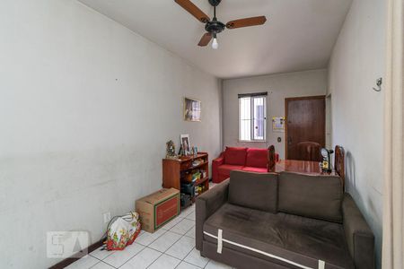 Sala de apartamento para alugar com 2 quartos, 74m² em Olaria, Rio de Janeiro