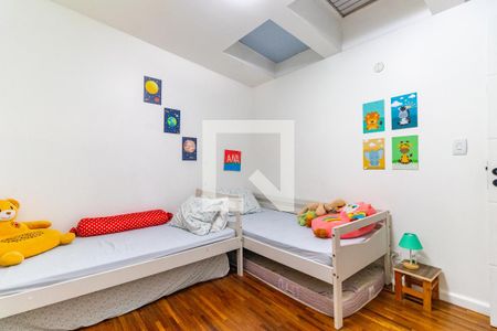 Quarto 1 de casa para alugar com 4 quartos, 298m² em Socorro, São Paulo