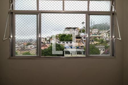 Sala de apartamento à venda com 2 quartos, 60m² em Grajaú, Rio de Janeiro