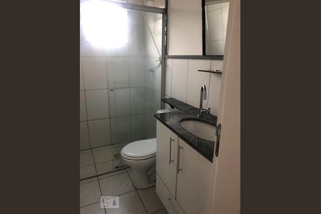 banheiro de apartamento para alugar com 3 quartos, 69m² em Paraíso do Morumbi, São Paulo