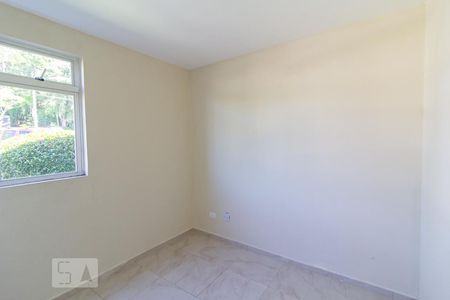 Quarto 1 de apartamento para alugar com 3 quartos, 50m² em Uberaba, Curitiba