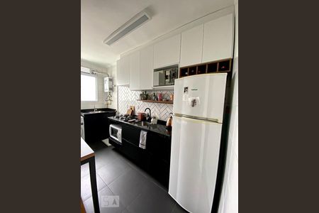 Cozinha de apartamento à venda com 2 quartos, 50m² em Vila Rosa, Novo Hamburgo