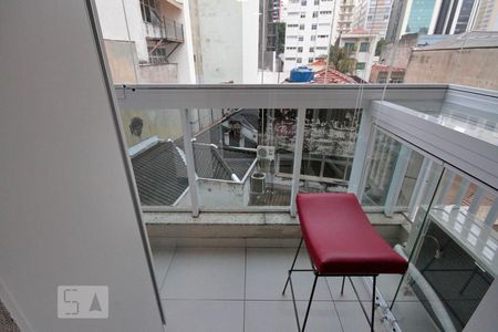 Varanda de kitnet/studio para alugar com 1 quarto, 38m² em Santa Cecília, São Paulo