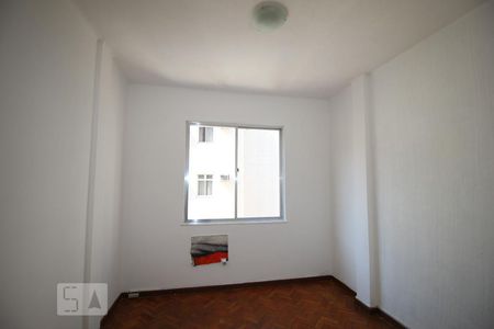 Quarto 1 de apartamento para alugar com 1 quarto, 46m² em Flamengo, Rio de Janeiro