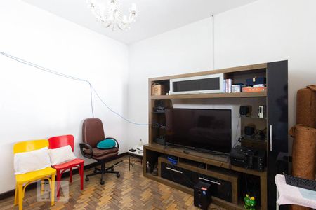 Quarto de casa para alugar com 4 quartos, 300m² em Vila Pereira Barreto, São Paulo