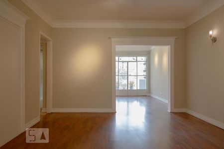 Sala de apartamento à venda com 2 quartos, 125m² em Bela Vista, São Paulo