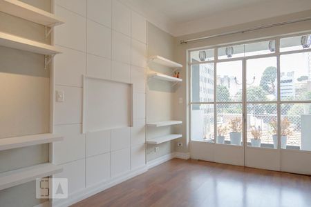 Sala de apartamento à venda com 2 quartos, 125m² em Bela Vista, São Paulo